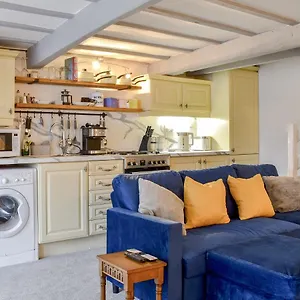 https://weavers-holmfirth.yorkshirehotels.net