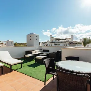 2bdr Penthouse, Naranjos, W/pool, 2km P.banus , Marbella España